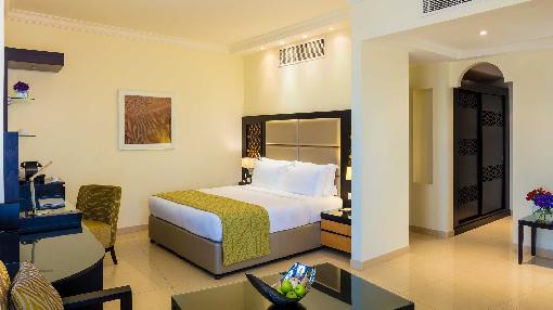Bahi Ajman Palace Hotel 5 + Novotel Al Barsha 2