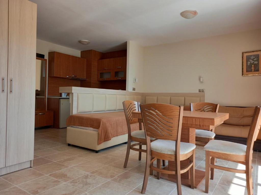 Bulgária-Burgasz-Neszebár-Perla apartman